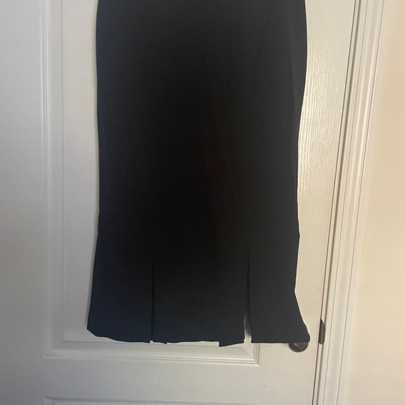 Lena Gabrielle New York black skirt size 4 - Picture 5 of 11